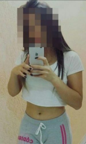 Çiftlik Bayan'da Çekici ve Ateşli Escort Selin Size Özel Hizmetler Sunuyor!